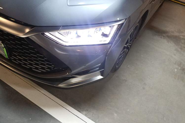 Used BYD Han 2020 DM Four-Wheel Drive Performance Edition Luxury Model
