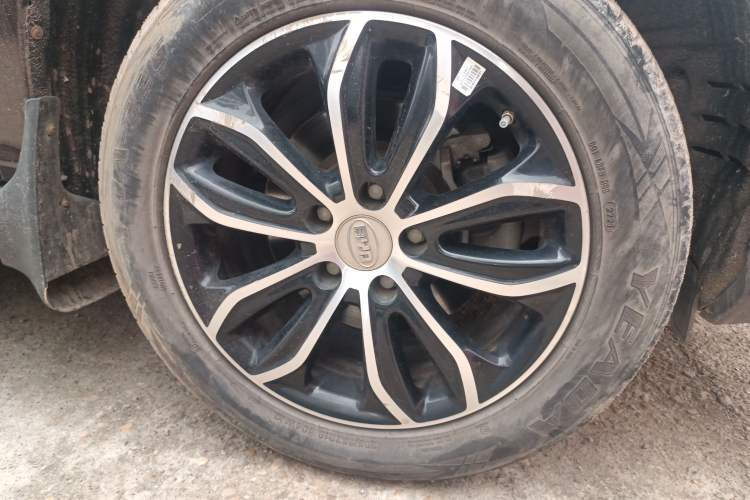 Used BYD S7 2015 2.0T Automatic Prestige Model