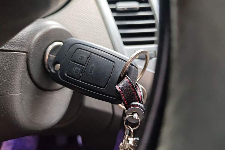 Used Chevrolet Cruze 2013 1.8L SE AT Vehicle Key