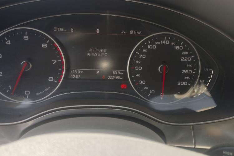 Used Audi A6L 2012 TFSI Standard Model Odometer Close Up