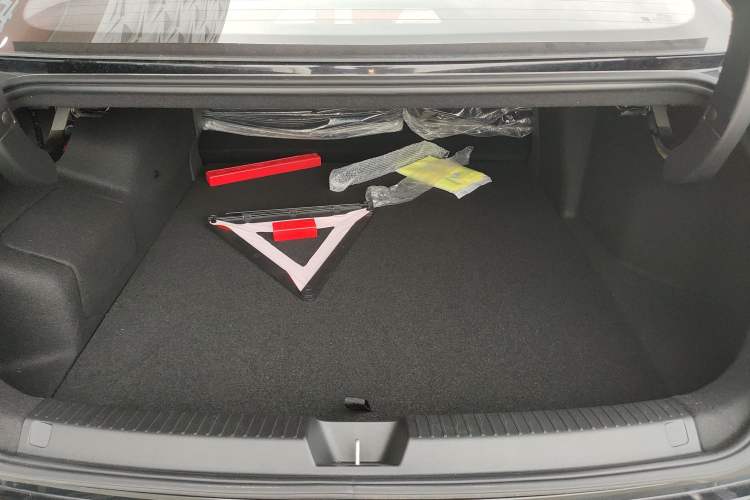 Used Wuling Xingguang 2025 70km Smart Standard Version
