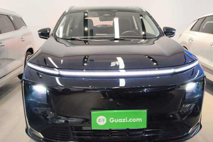 Used JETOUR Shanhai L9 2025 1.5TD 2DHT Luxury Edition 6-Seater
