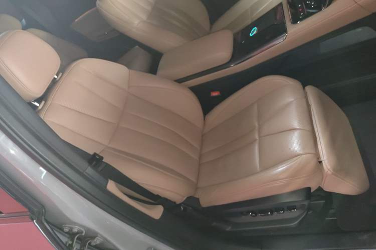 Used Nio ES8 2020 415 km Range 6-Seater Version