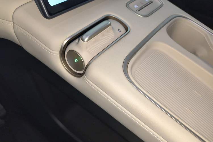 Used Nio EC6 2024 75 kWh