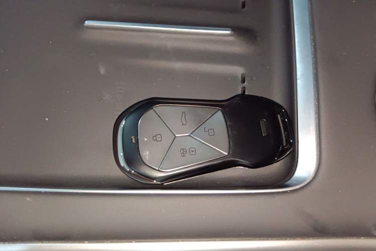 Used XPeng G9 2025 625 Long-Range Max
