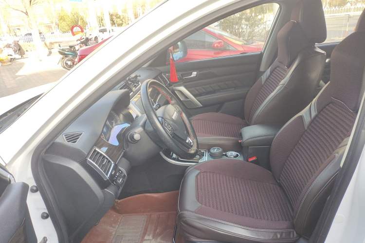 Used Haval H2 2016 Red-Label 1.5T Automatic Two-Wheel Drive Luxury Model