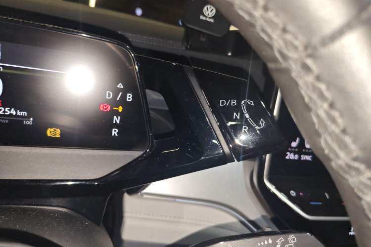 Used Volkswagen ID.6 CROZZ 2021 Long-Range PURE+ Edition