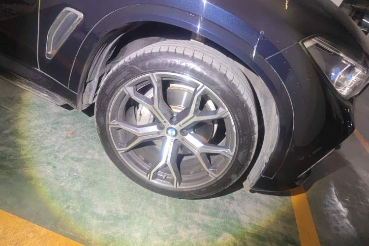 Used BMW X5 2022 xDrive 40Li M Sport Package
