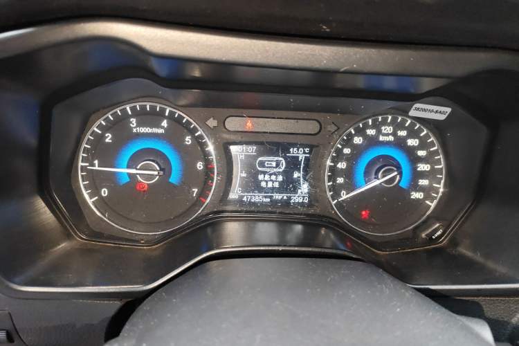 Used Dongfeng Fengon 580 2016 1.5T Manual Luxury Edition Instrument Cluster