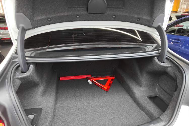 Used BMW 5 Series 2022 Restyled 530Li Leading Edition M Sport Package
