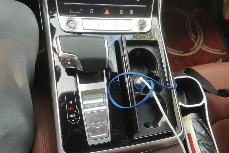 Used Audi Q7 2021 45 TFSI quattro S line Sport model