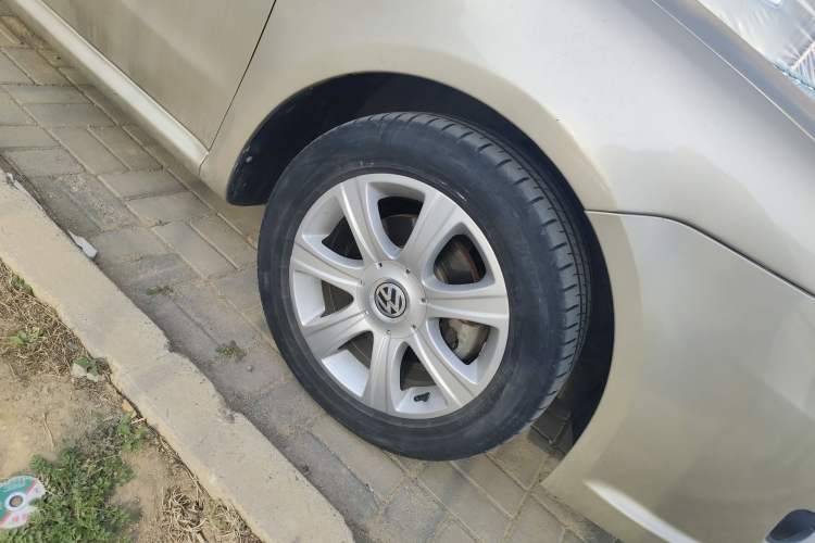 Used Volkswagen Lavida 2011 1.6L Automatic Premium Edition
