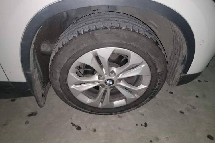 Used BMW X1 2016 sDrive18Li Premium Edition
