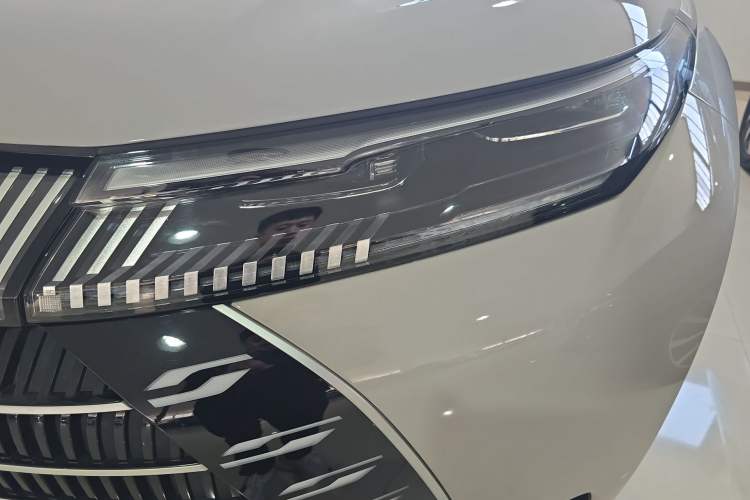 Used BYD Frigate 07 2023 DM-i 100KM Prestige Model