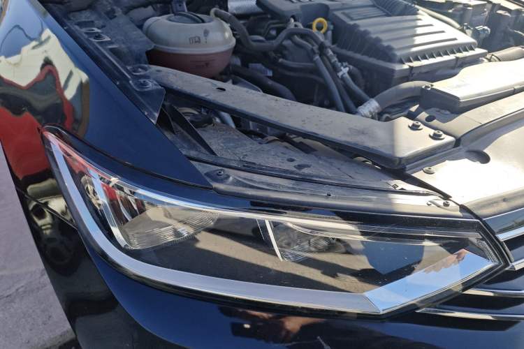 Used Volkswagen Magotan 2018 280TSI DSG Leading Model Right Front Headlight