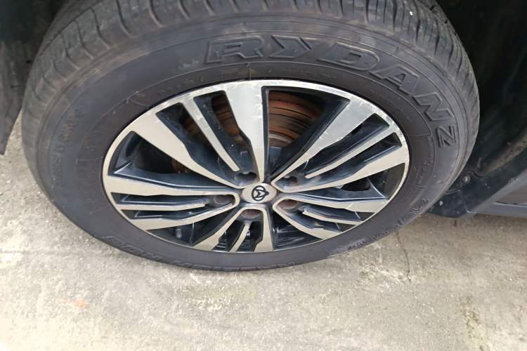 Used Oshan CX70 2017 Facelifted CX70T 1.5T Manual High-Performance Edition