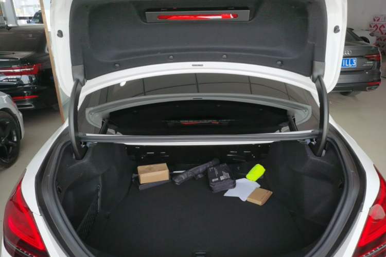 Used Mercedes-Benz C-Class 2020 Restyled C 200 L Fashion Edition Sport Version