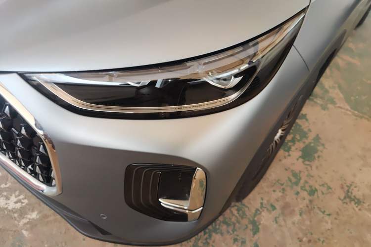 Used Chery Tiggo 8 L 2024 2.0T Two-Wheel Drive Prestige Version 5 Seats