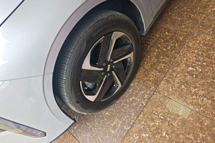 Used Geely Galaxy L6 2025 EM-i 140km Starship Edition