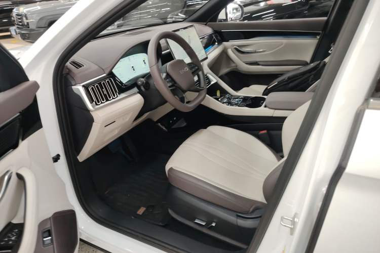 Used BYD Song PLUS New Energy 2025 EV 520km Premium Version