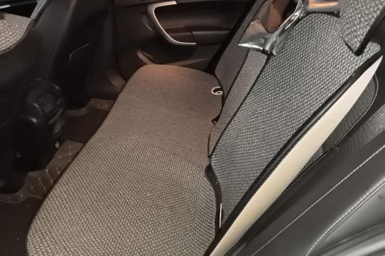 Used Buick Regal 2015 1.6T Leading Technology Model Left Rear Seat