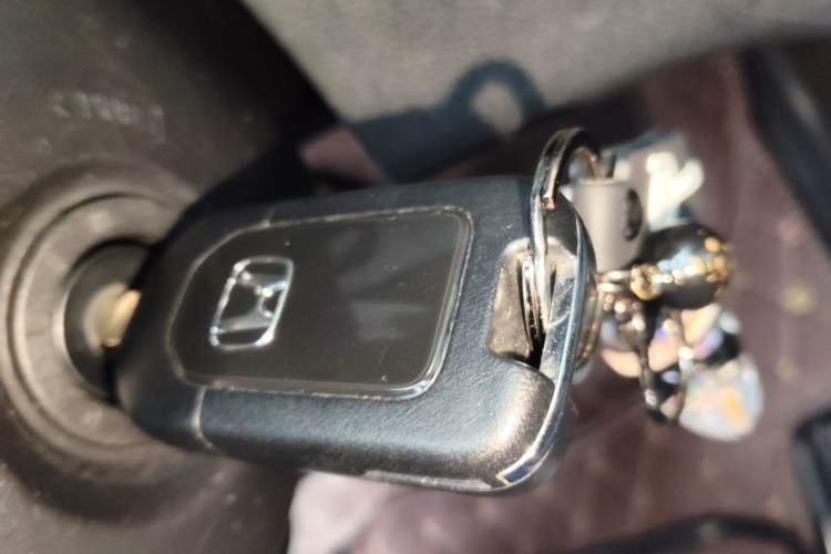 Used Honda Vezel 2020 1.5L CVT Pioneer Edition
