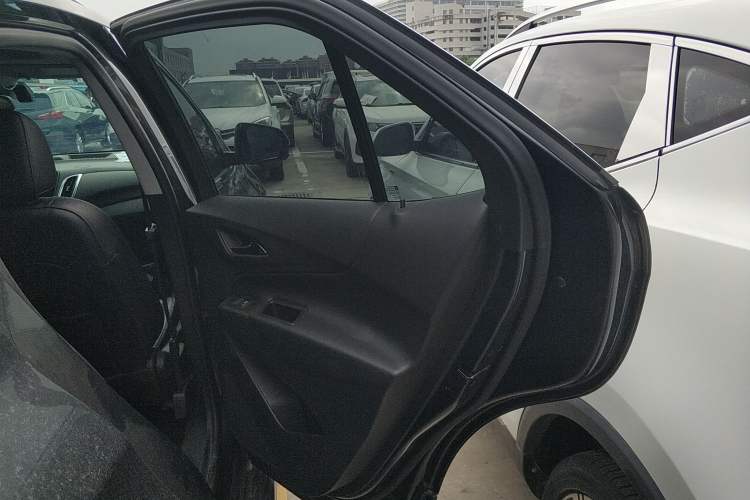 Used Chevrolet Equinox 2017 535T Automatic YuJie Edition