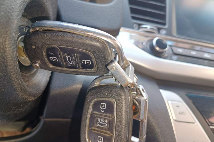 Used Hyundai Elantra (6th Generation / Lingdong) 2016 1.6L Automatic ZhiXuan – Elite Version