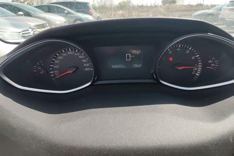 Used Peugeot 308S 2015 1.2T Automatic Jingchi Edition Instrument Cluster
