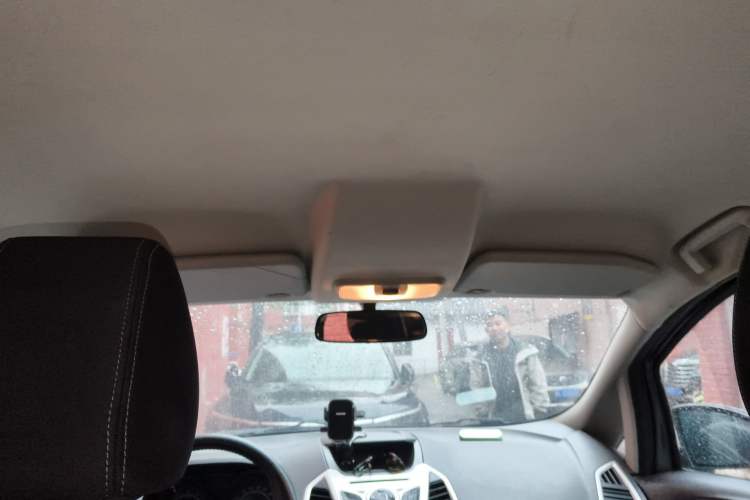 Used Ford EcoSport 2013 1.5L Automatic Fashion Model Headliner