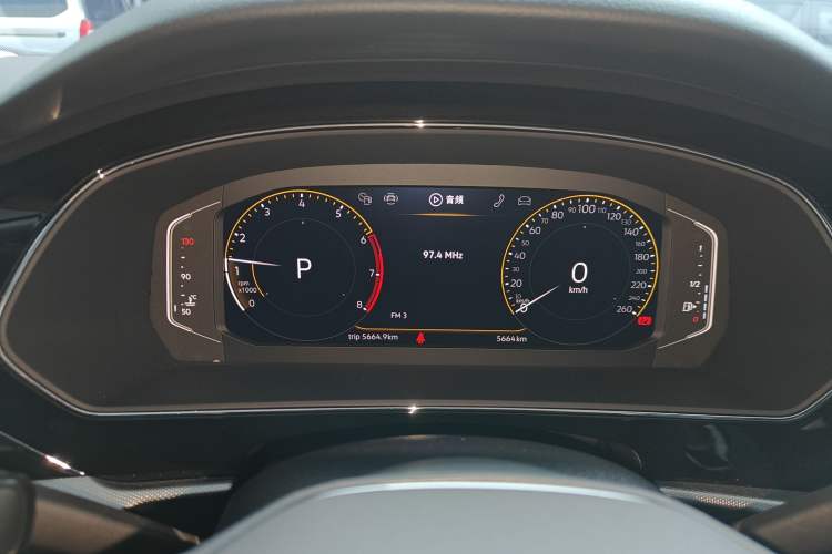 Used Volkswagen Passat 2026 Model, Outstanding 380TSI Xingkong Longteng Edition Instrument Cluster