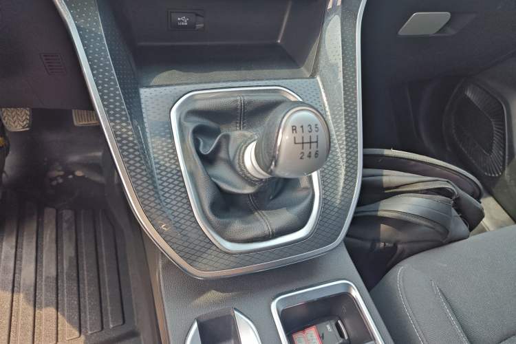 Used Haval M6 2021 PLUS 1.5T Manual Elite Smart Connectivity Model