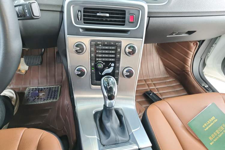 Used Volvo S60 2017 S60L T3 Smart Upgrade Edition
