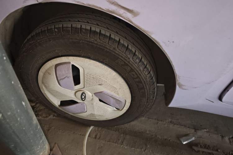 Used Chery QQ Ice Cream 2022 170km Sundae Phosphate Lithium-Ion