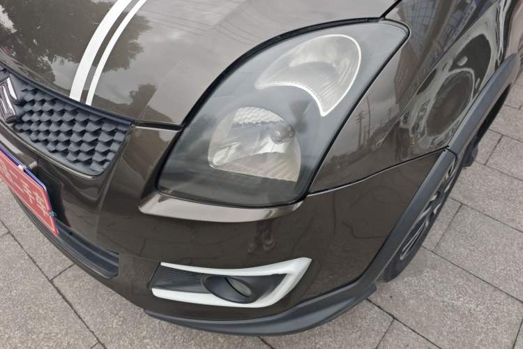 Used Suzuki Swift 2013 1.5L Manual 20th Anniversary Limited Edition Left Front Headlight