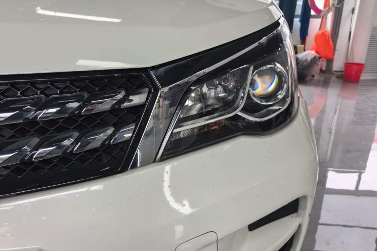 Used Venucia M50V 2019 1.5L Manual Comfort Edition