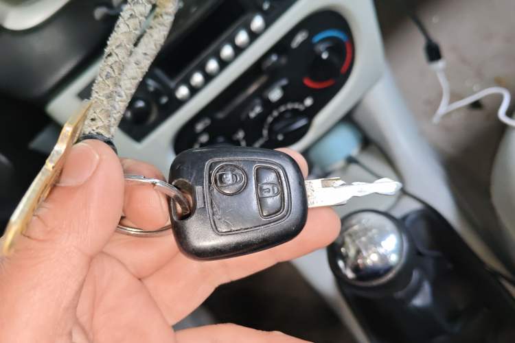 Used Peugeot 207 2011 Sedan 1.4L Manual Yule Edition