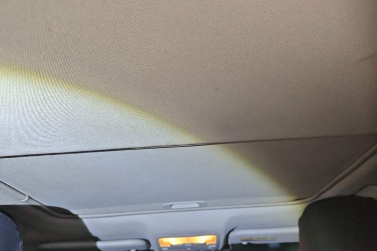 Used Toyota Corolla 2016 Dual-Engine 1.8L E-CVT Leading Edition
