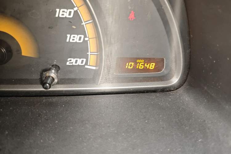 Used Chevrolet Sail 2013 Sedan 1.4L Manual - Youyi Happiness Edition Odometer Close Up