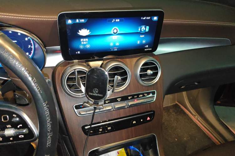 Used Mercedes-Benz GLC 2021 GLC 300 L 4MATIC Dynamic Model Audio And AC Panel