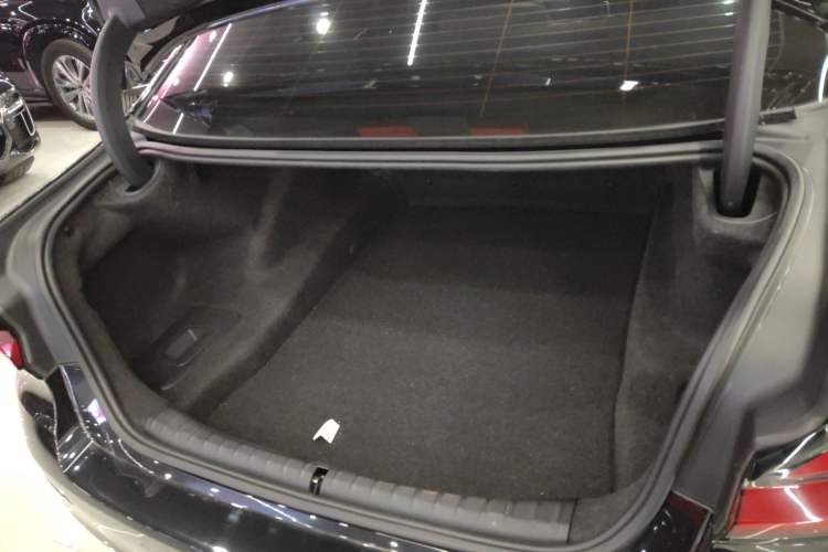 Used BMW 5 Series 2021 525Li Luxury Package