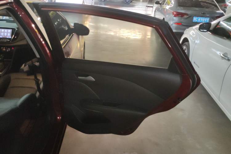 Used Chevrolet Monza 2020 Light Hybrid Redline 320T Dual-Clutch Joyful Edition