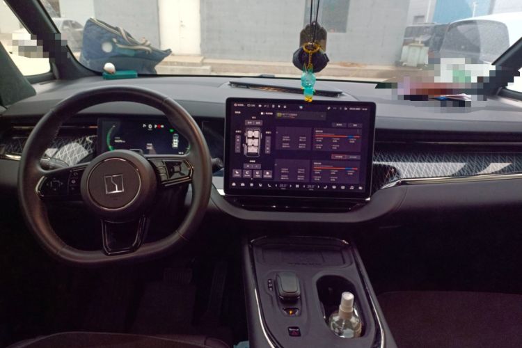 Used Zeekr 009 2022 WE Edition
