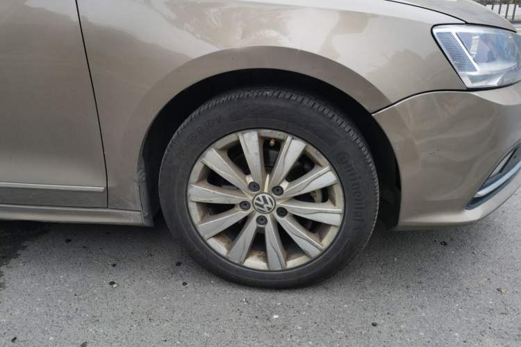 Used Volkswagen Sagitar 2015 1.6L Automatic Comfort Model