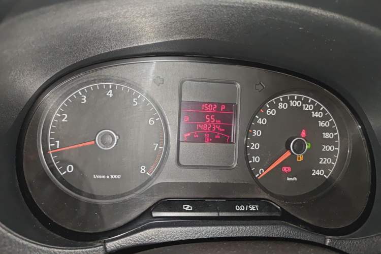 Used Volkswagen Polo 2011 1.6L Automatic ZhiShang Version Instrument Cluster