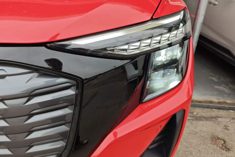 Used Audi Q5 e-tron 2022 50 e-tron quattro edition one Artistic Collection Edition