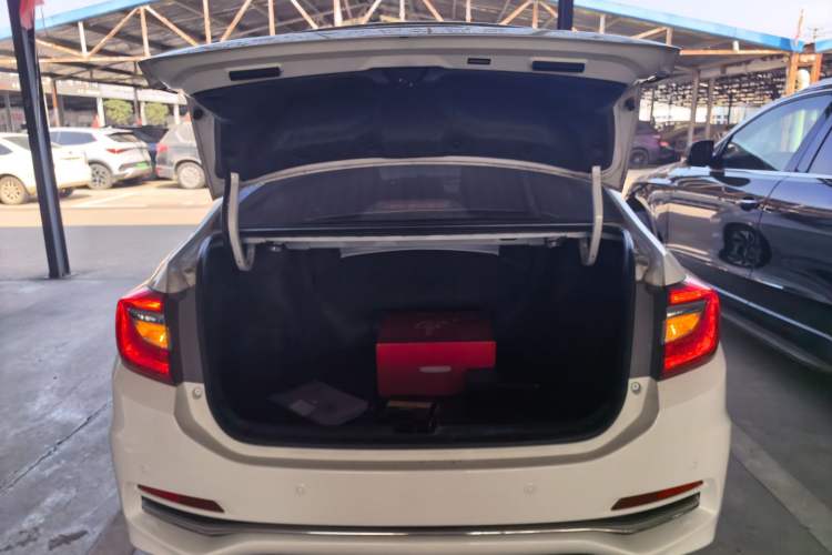 Used Honda Crider 2016 1.8L CVT Luxury Edition
