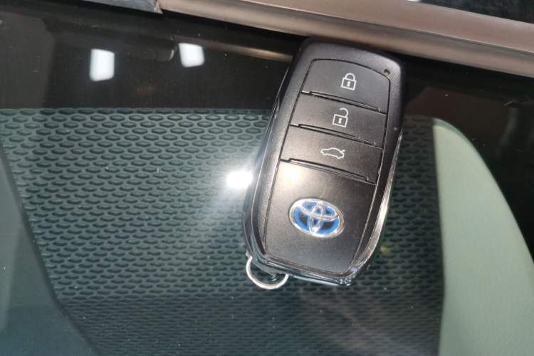 Used Toyota Corolla 2023 1.8L Smart Electric Hybrid Dual-Motor Elite Edition