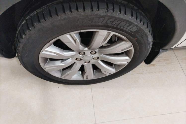 Used Land Rover Discovery Sport 2016 2.0T HSE LUXURY Exterior 4