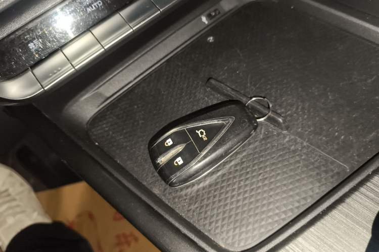 Used Changan UNI-T 2020 1.5T Prestige Version